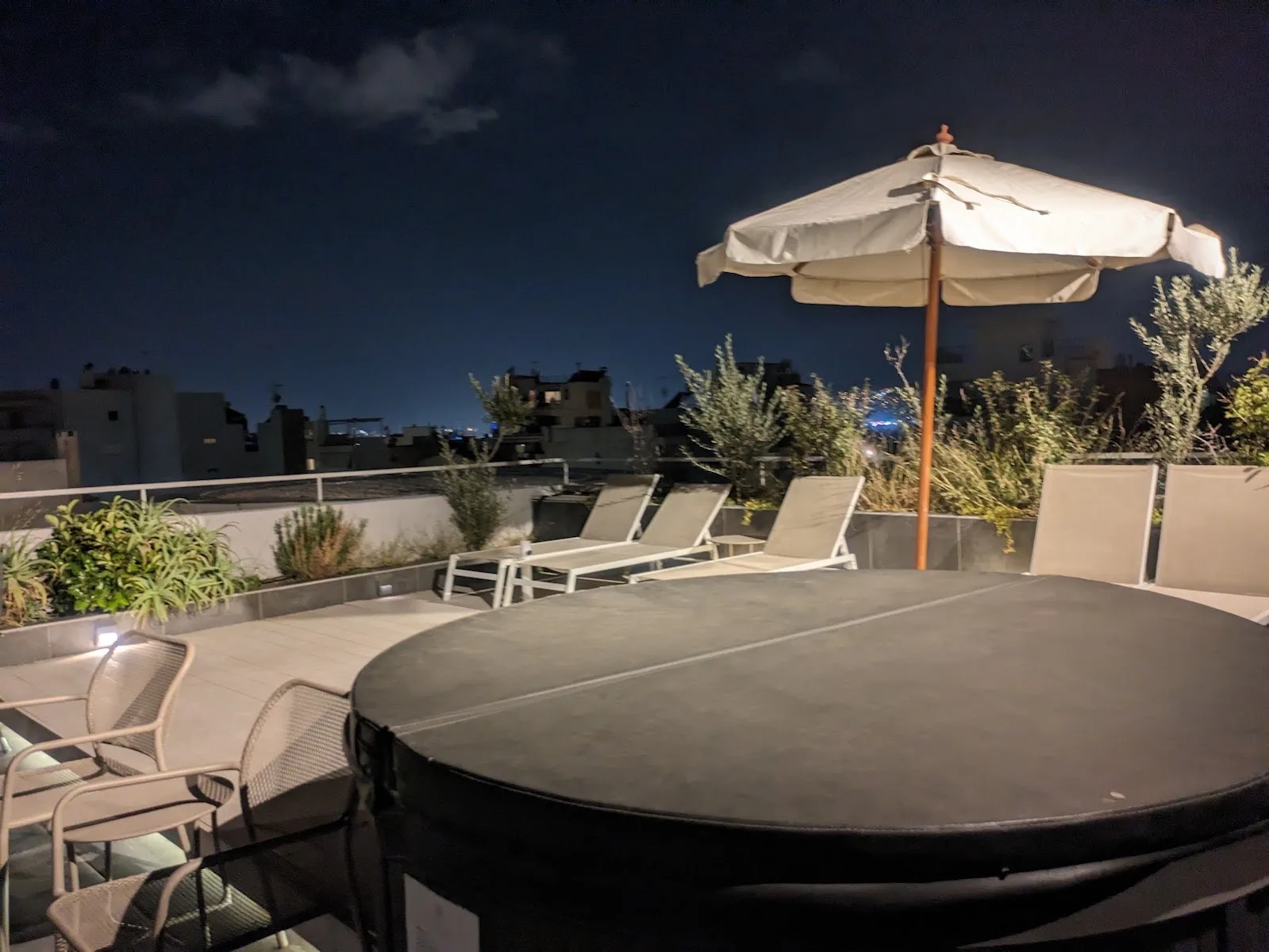 47 Luxury Suites