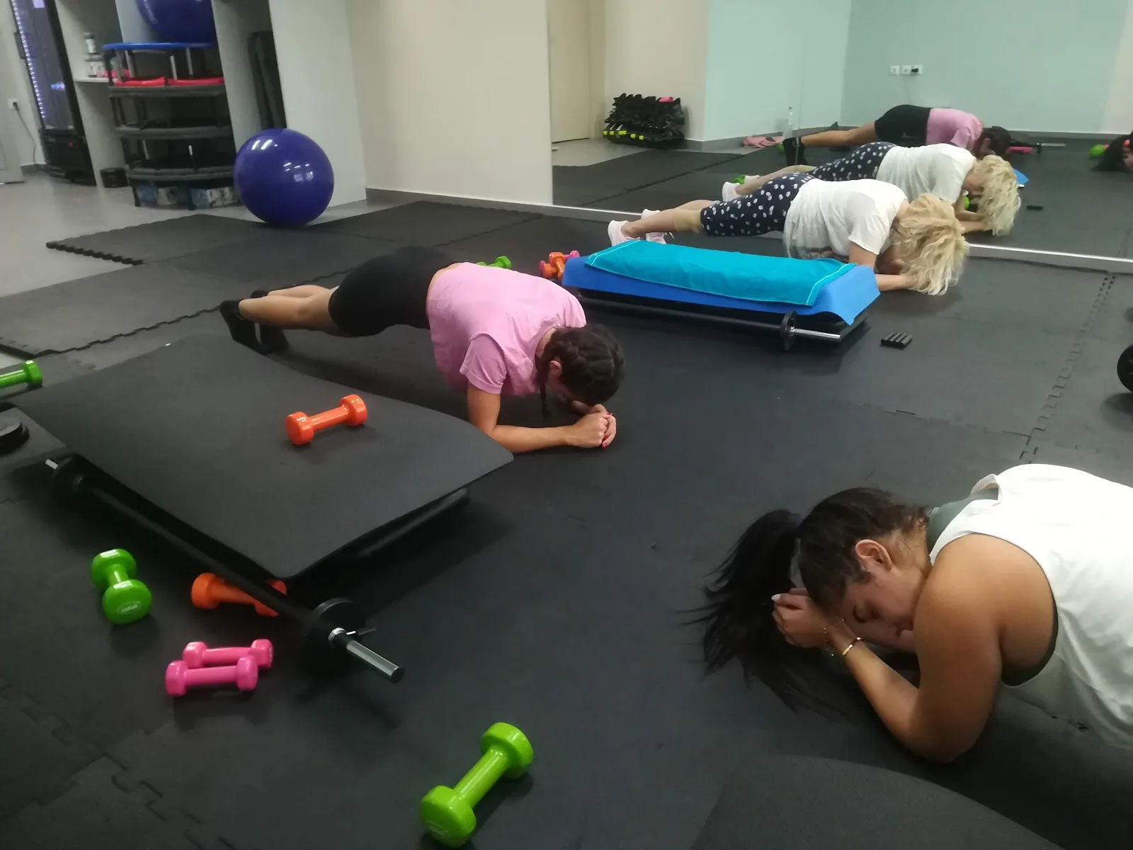 Airmonia fitness hall