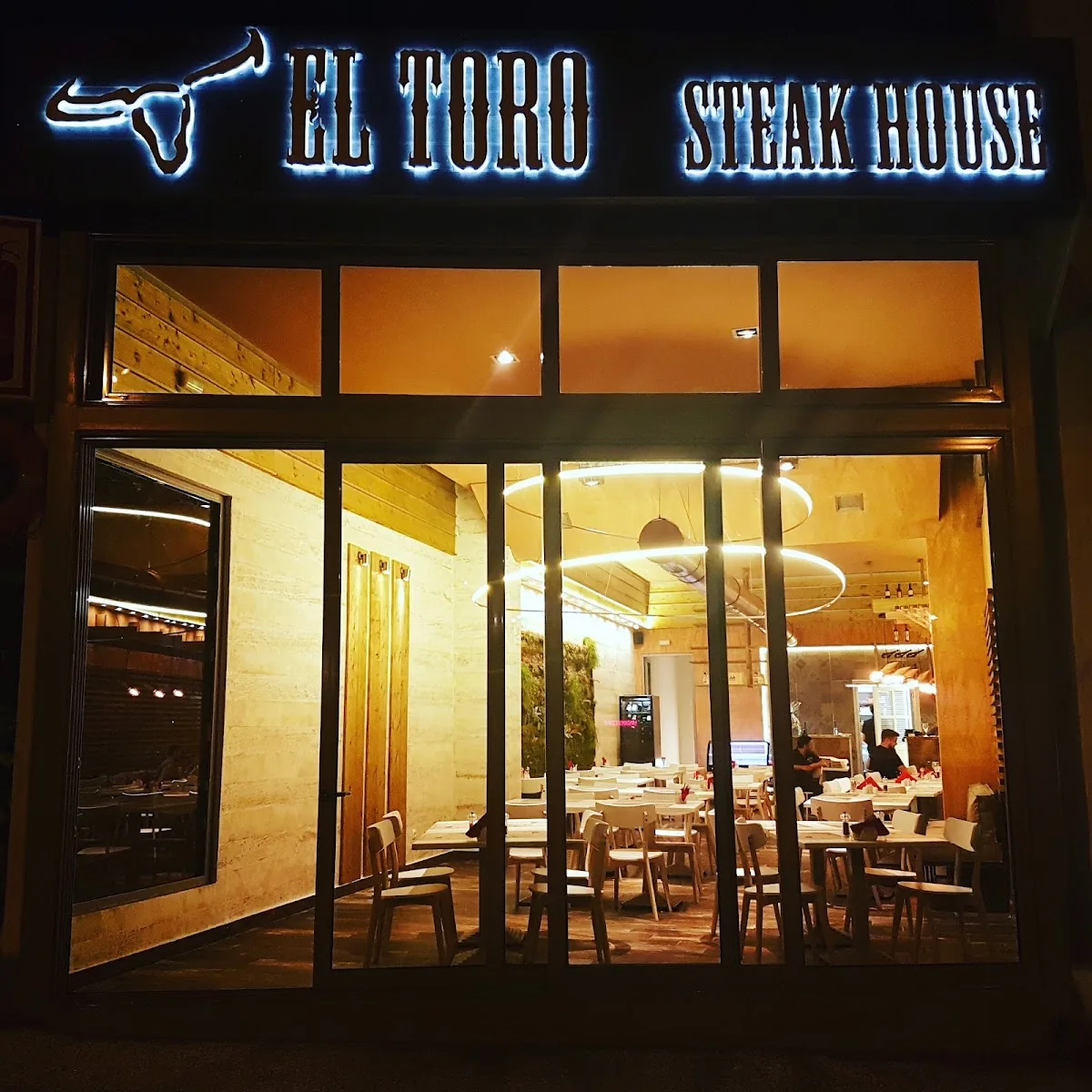 El Toro Steak House · Εστιατόρια & Ταβέρνες · Ρόδος