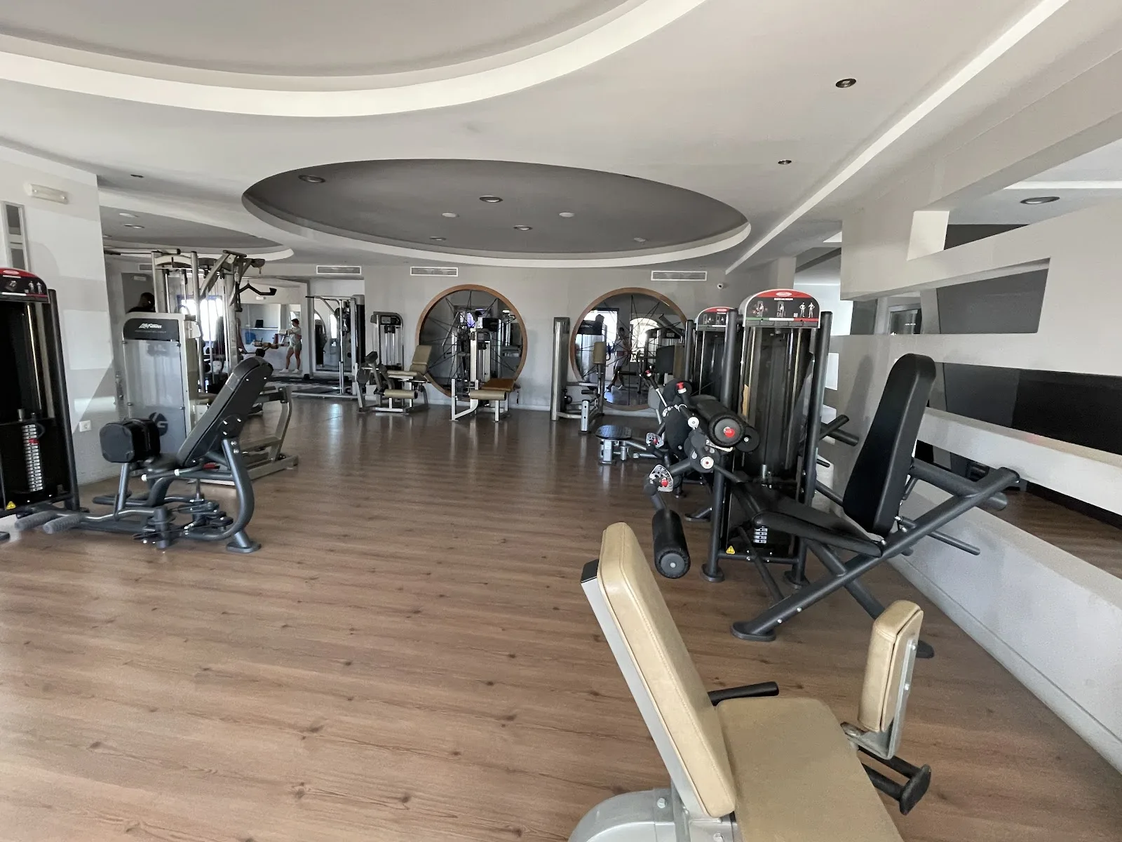 EVEXIA GYM SANTORINI
