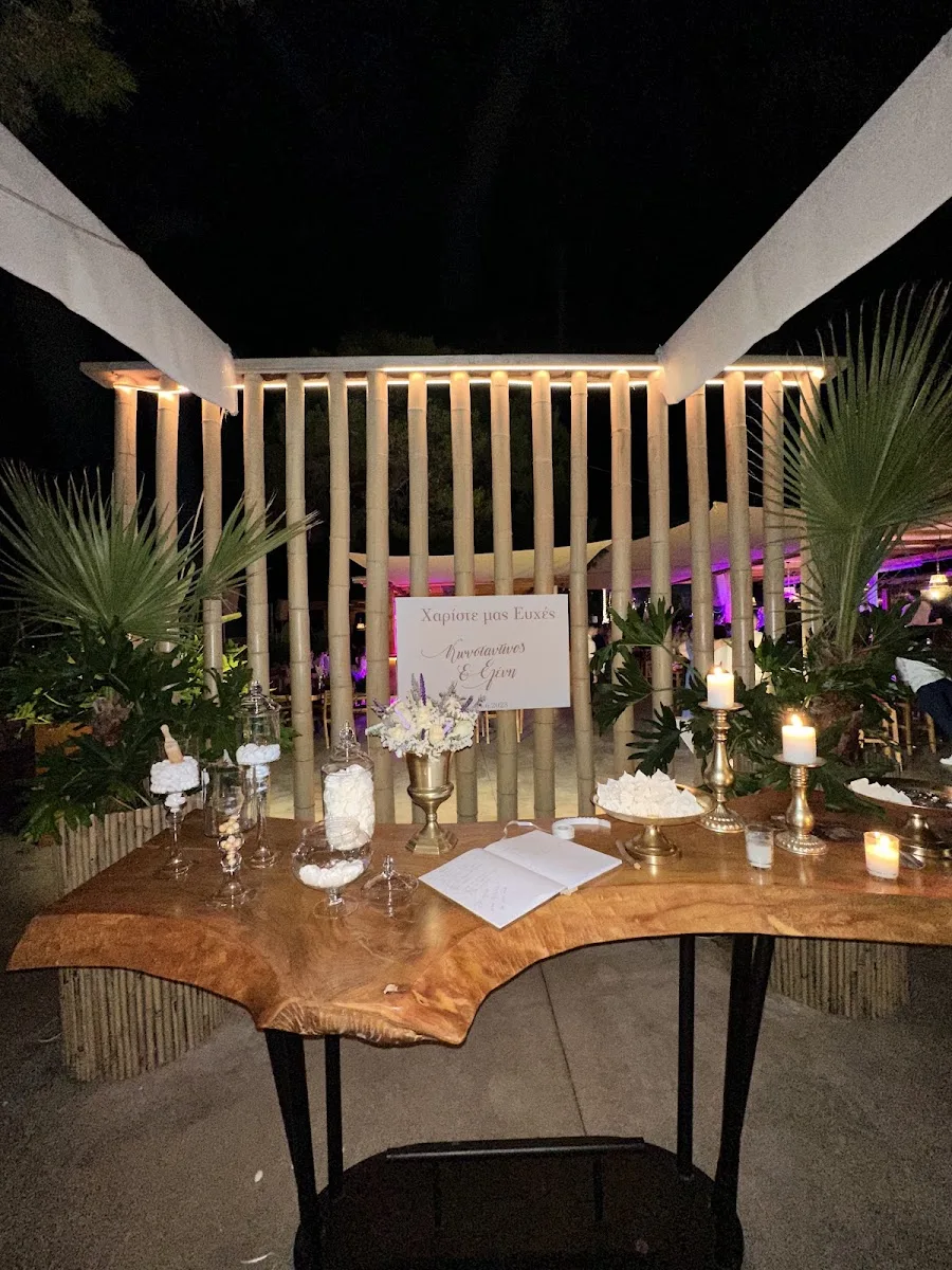 Lagoon Kitchen Beach Bar