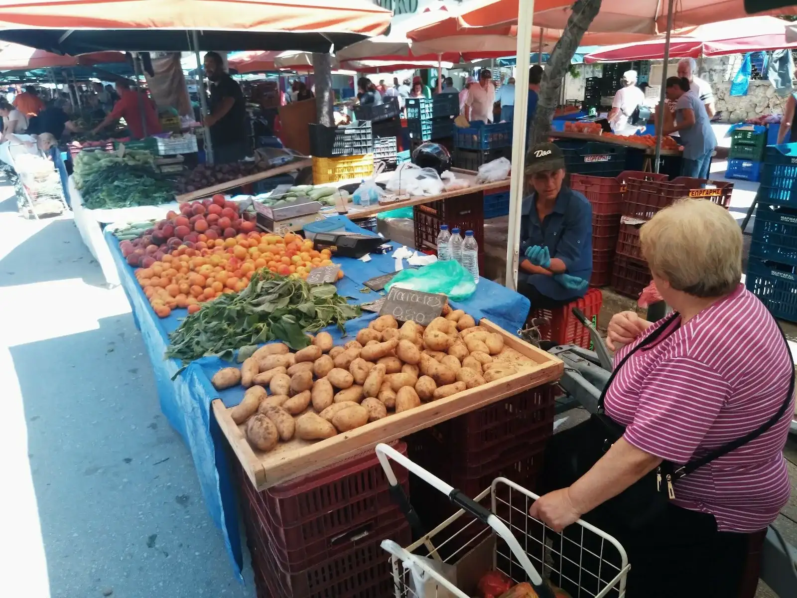 Λαϊκή αγορά Κορίνθου