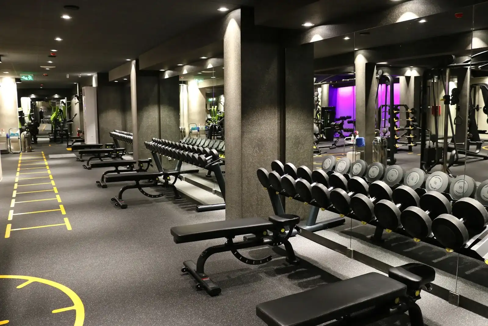 MEGA GYM ΑΓΙΑ ΠΑΡΑΣΚΕΥΗ