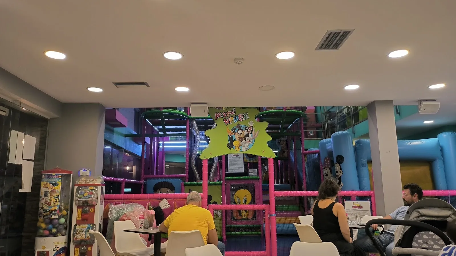 Μικροί Ήρωες - Παιδότοπος Πάτρα · Playgrounds & Creative Activities · Πάτρα