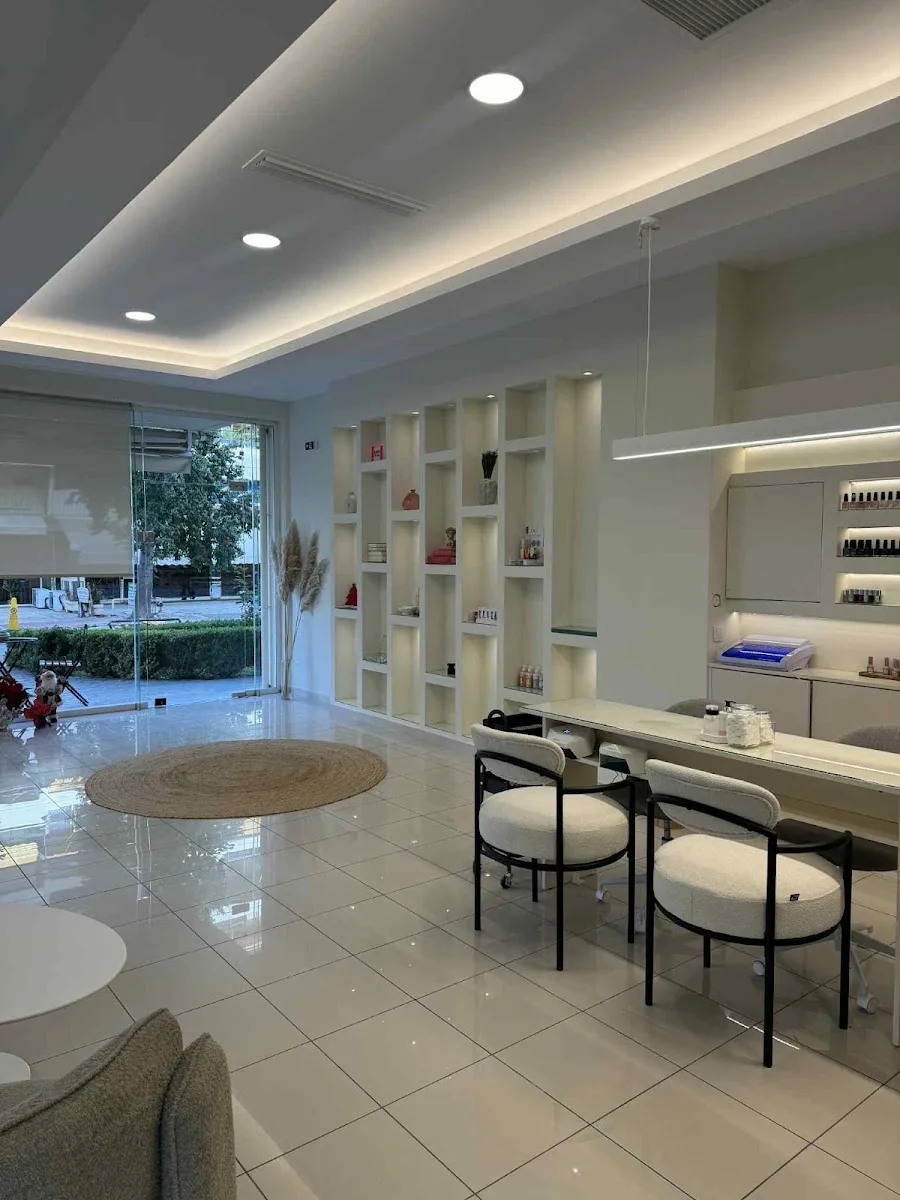 Nailove Studio