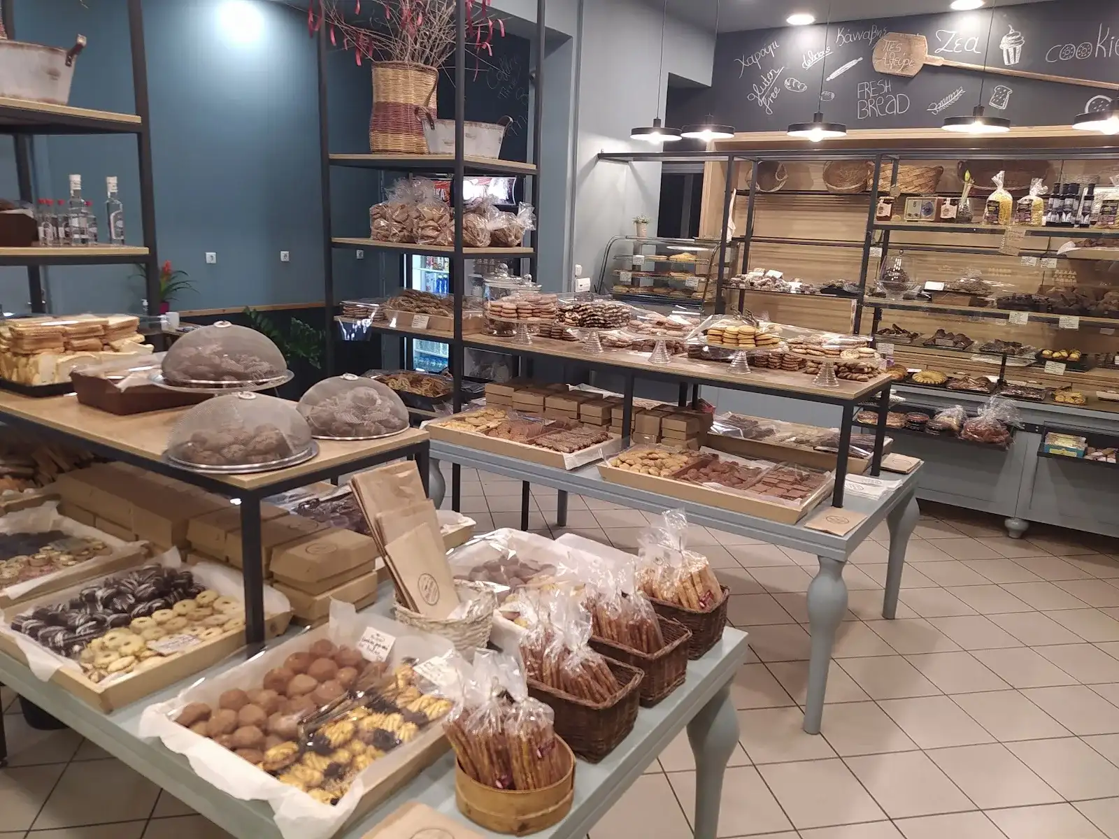 Πες Αλεύρι Αρτοποιείο - Καφε