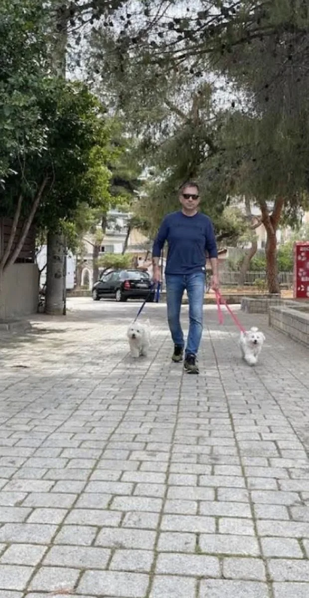 Πέτρος Καραχούντρης | Εκπαίδευση Σκύλων Αθήνα