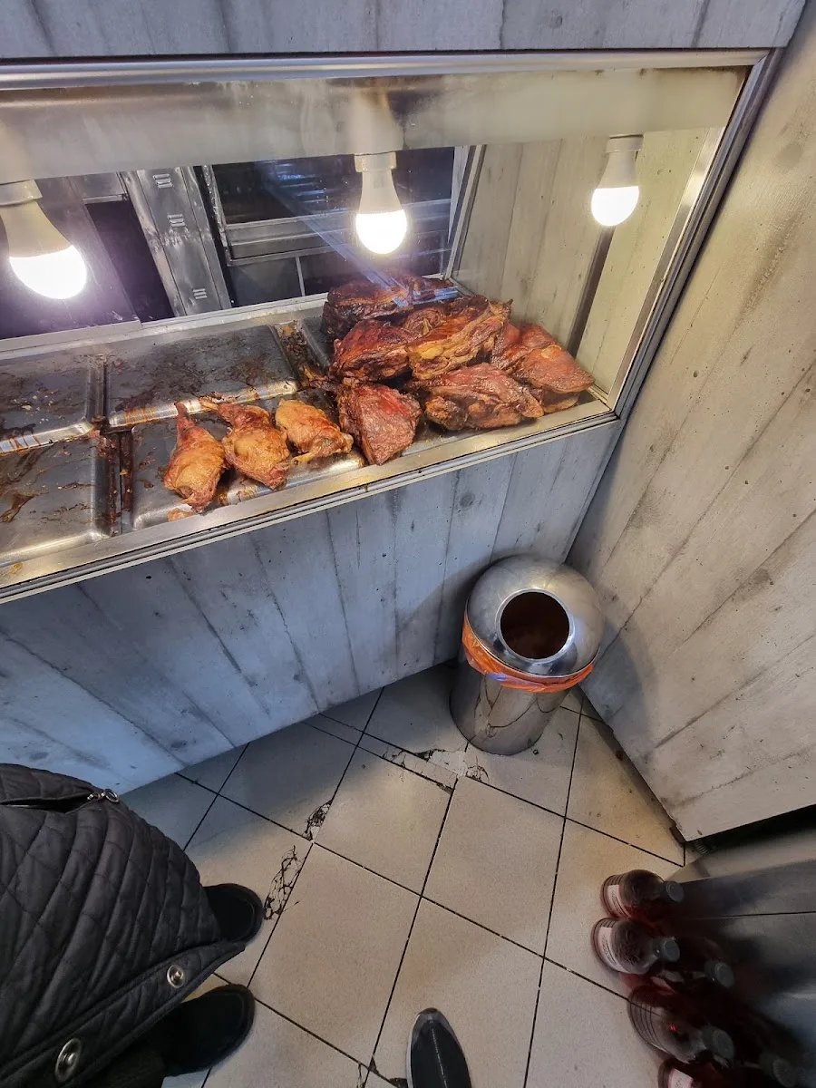 Ψητοπωλείο ΑΤΑΚΑ ΚΑΙ ΣΤΟ ΠΟΔΙ