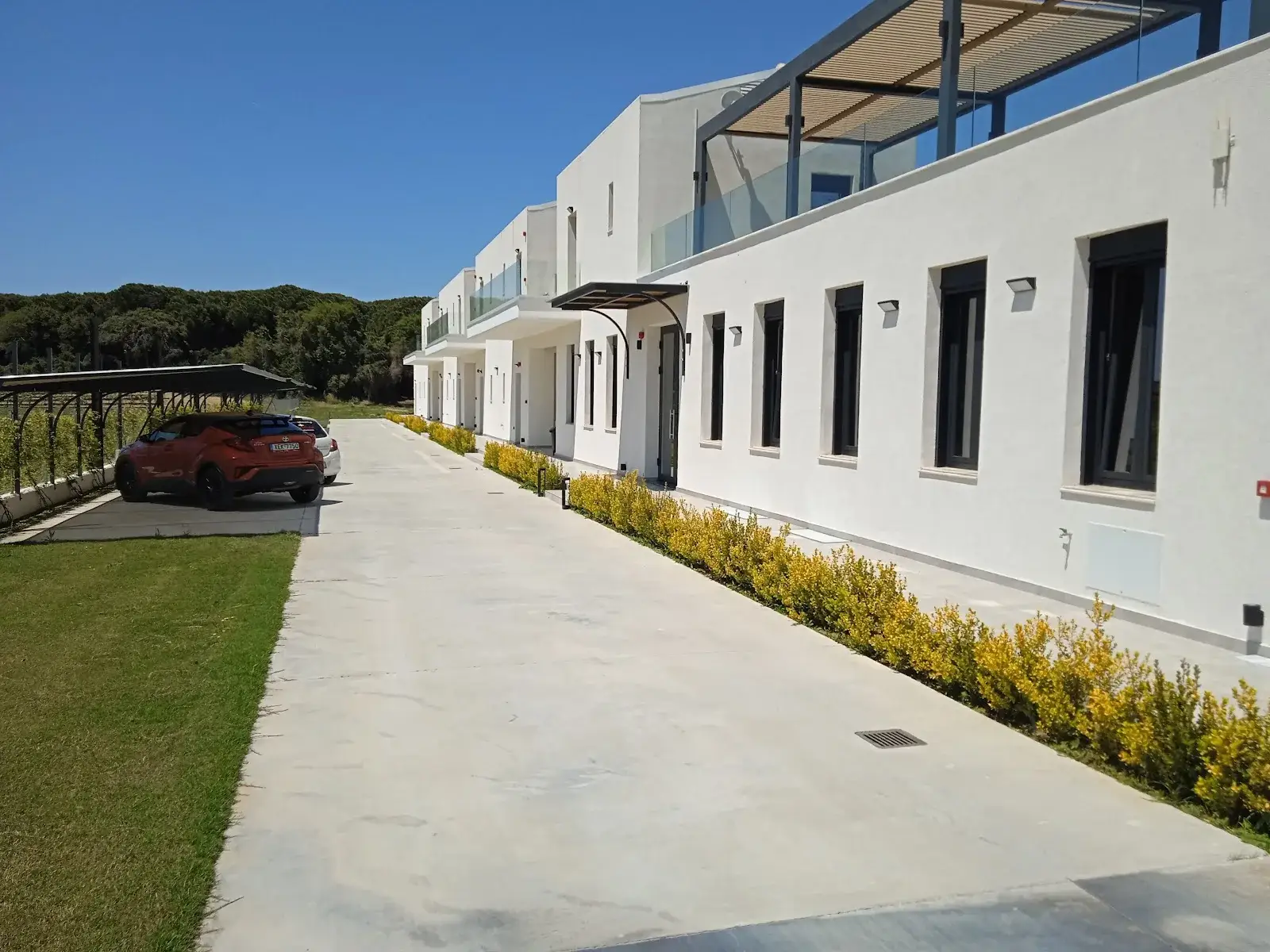 Salt Boutique hotel · Hotels & Resorts · Palouki