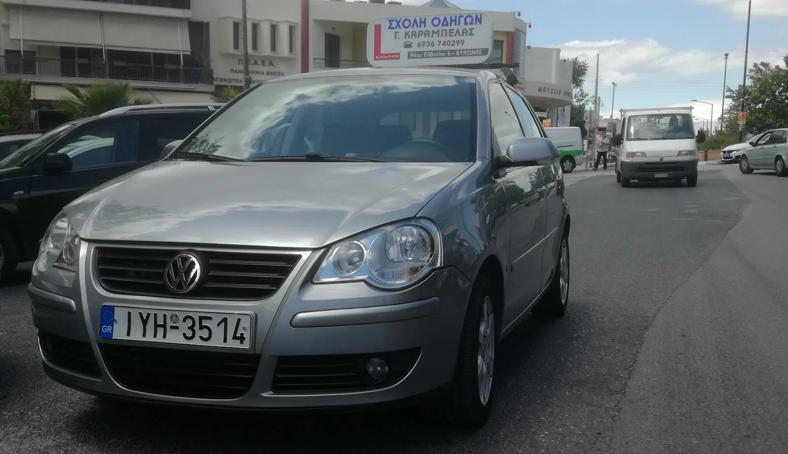 Σχολή Οδηγών Γιάννης Καράμπελας · Σχολές Οδηγών · Βύρωνας