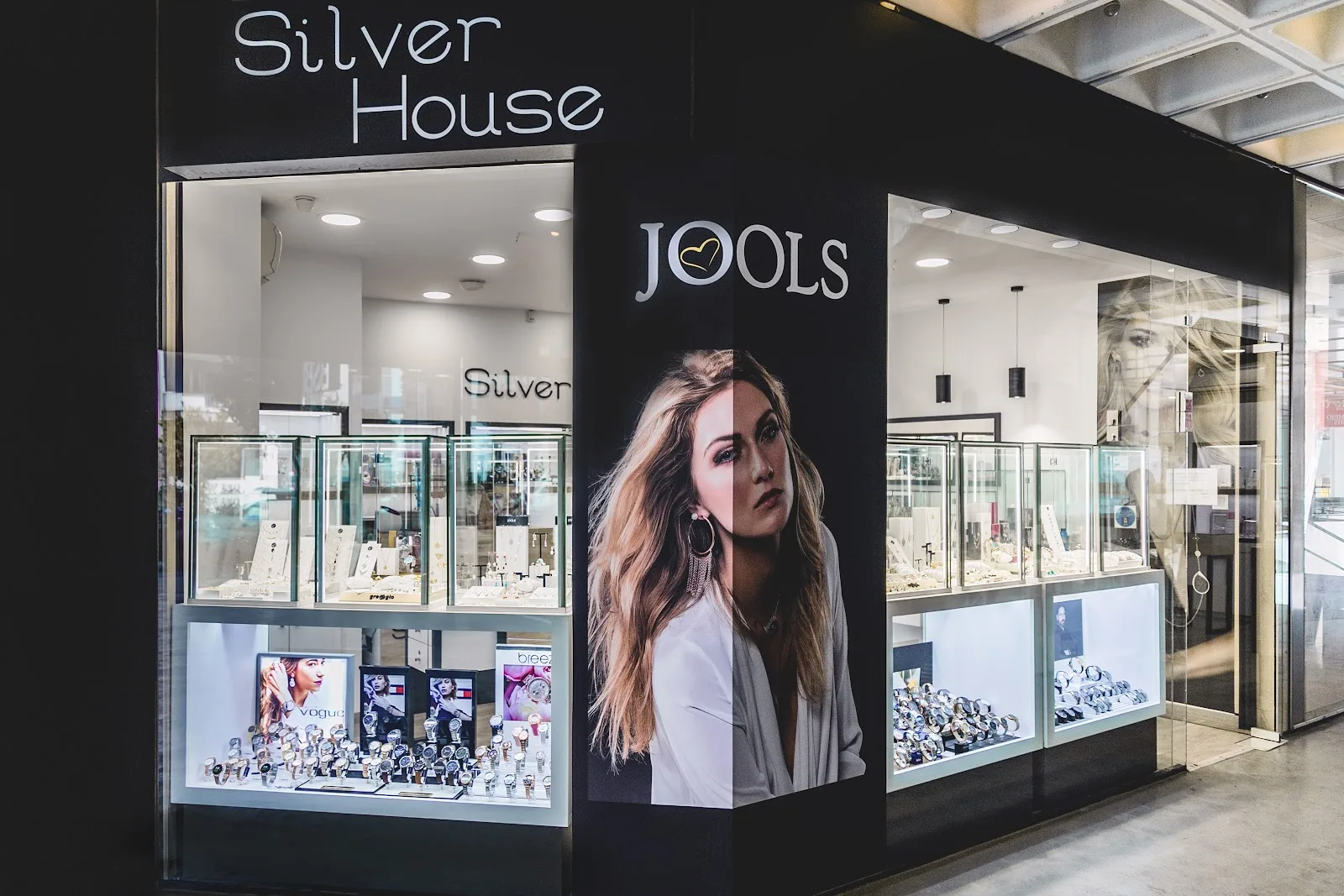 Silverhouse · Κοσμήματα & Ρολόγια · Ζωγράφου