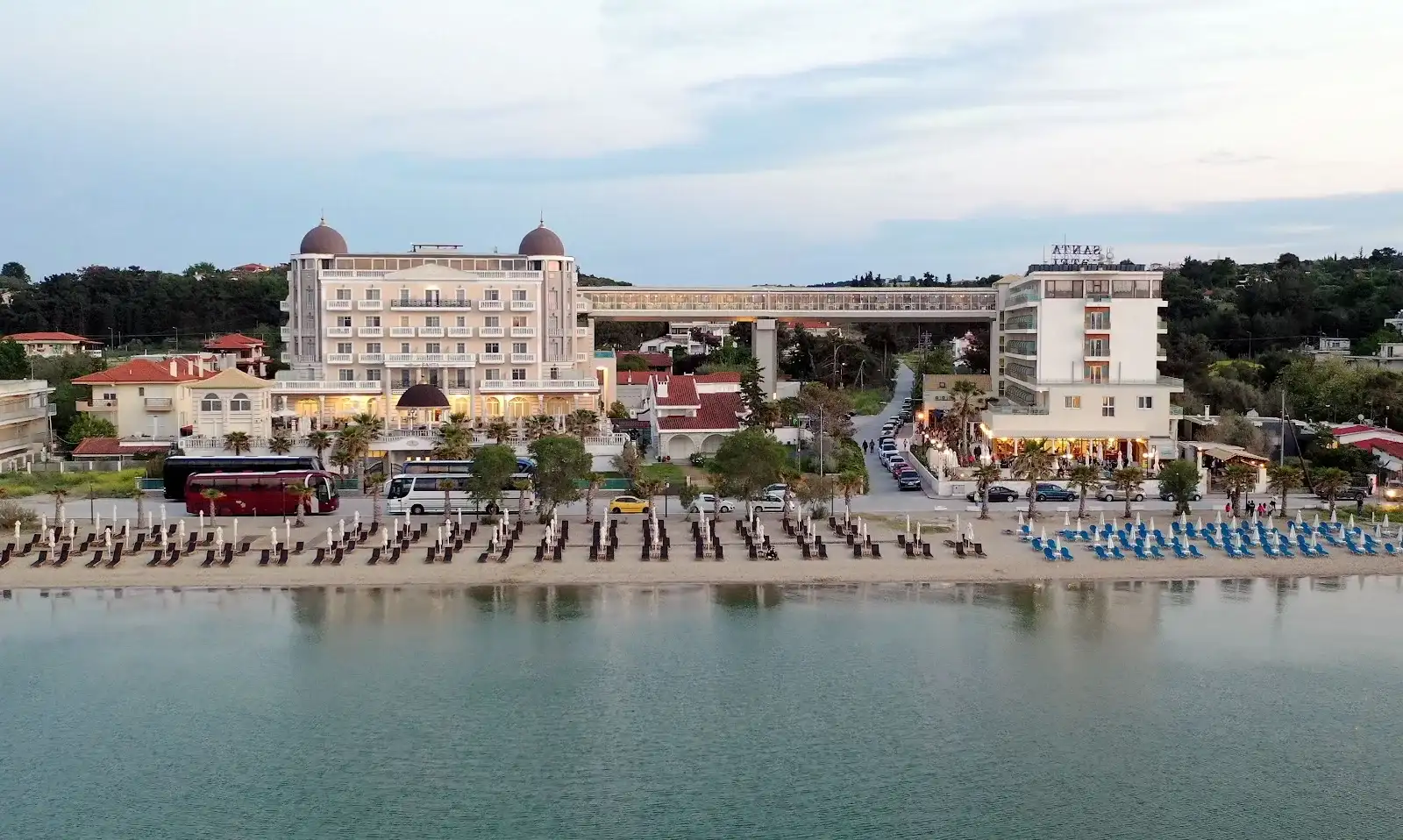 Wellness Santa Hotel - Thessaloniki · Ξενοδοχεία & Resorts · Νέοι Επιβάτες