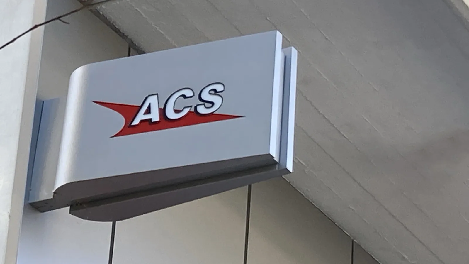 ACS Courier