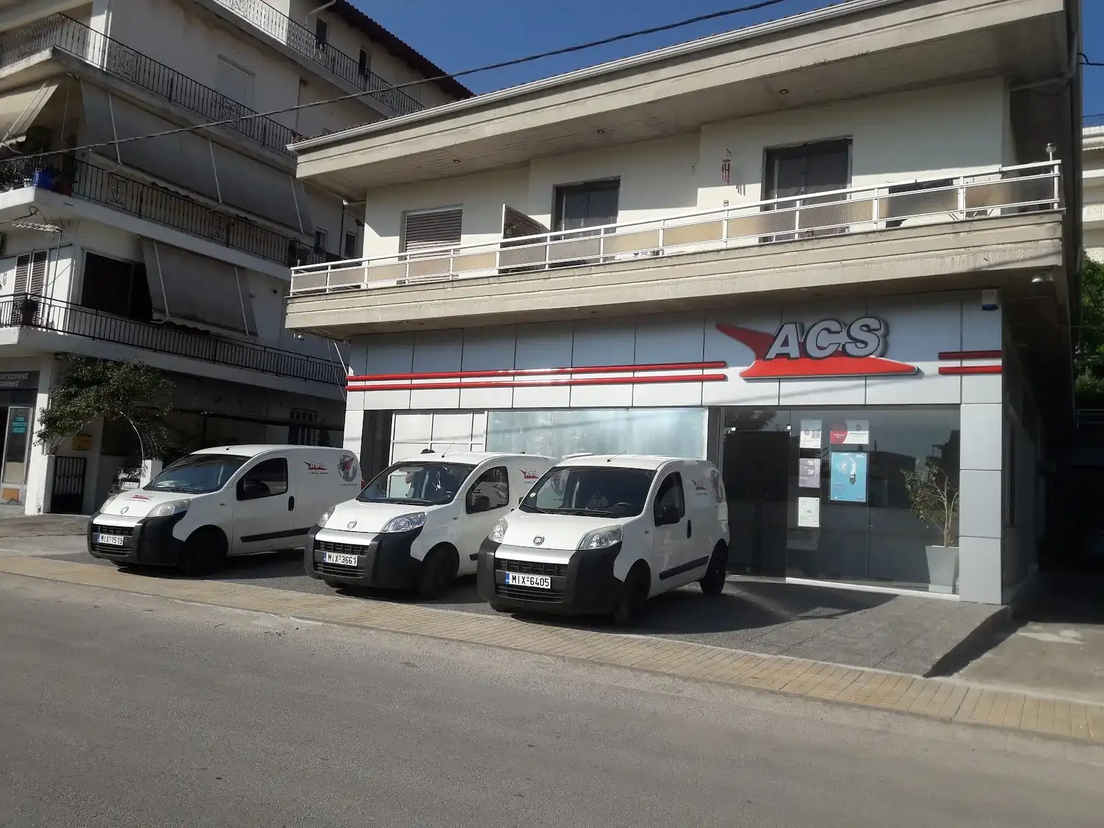ACS Courier