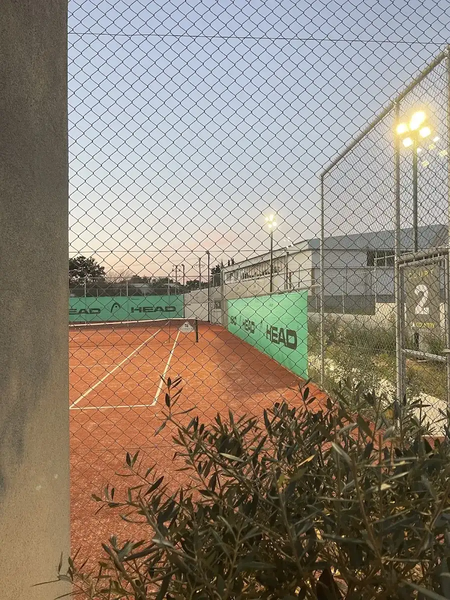 Country Tennis Club