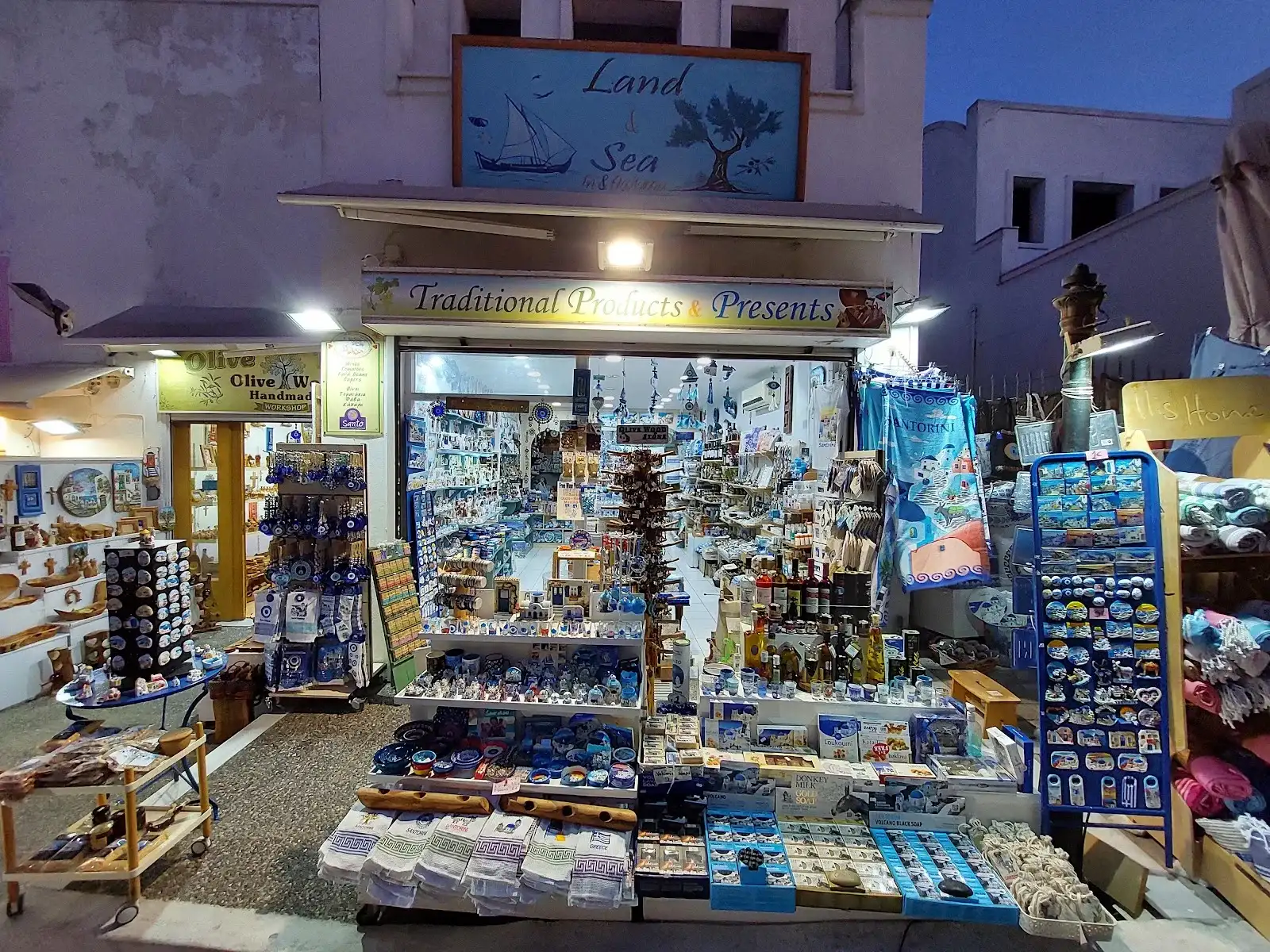 Land & Sea Traditional Products & Souvenirs