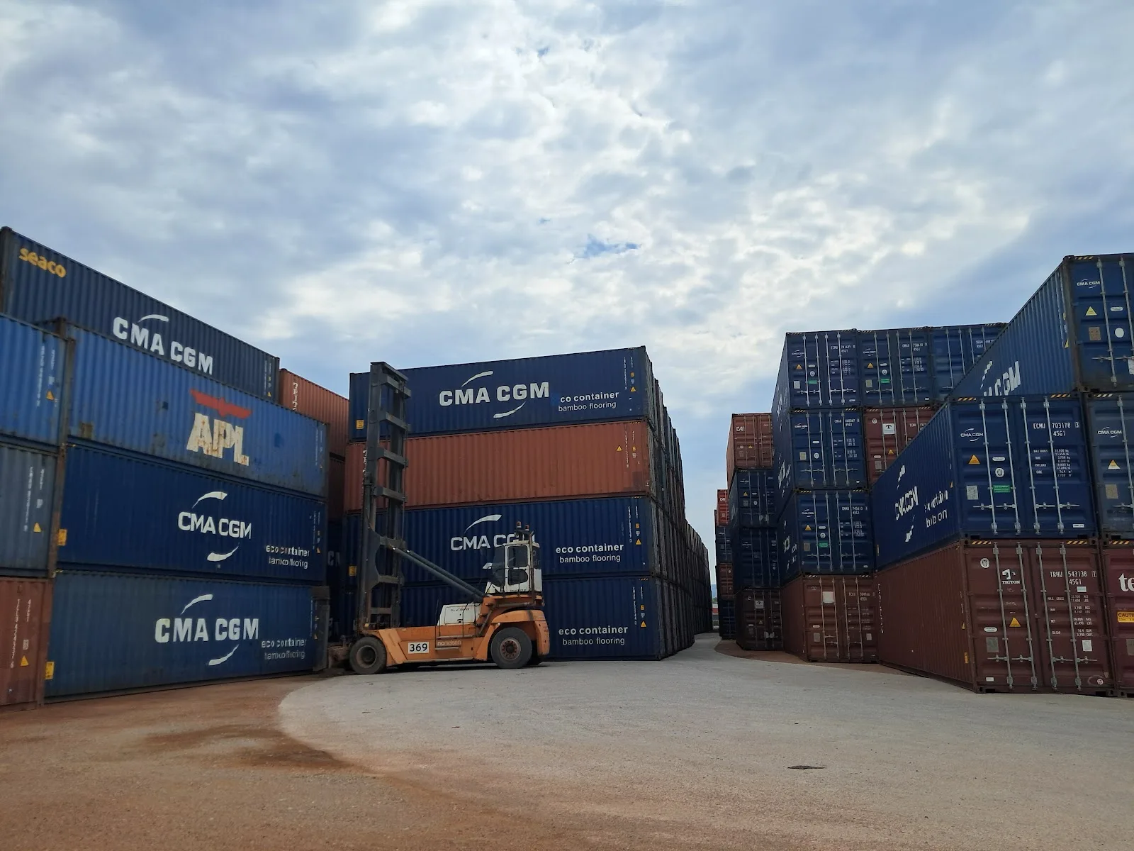 Logistics Center Ltd - Empty Container Depot