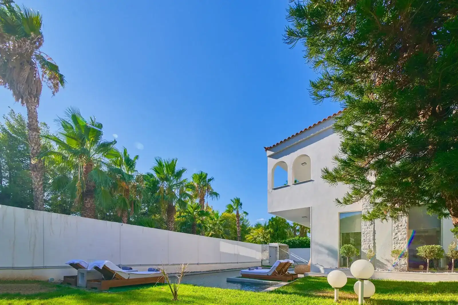 Luxury Villa with Pool, BBQ and Garden | Vouliagmeni,Athens