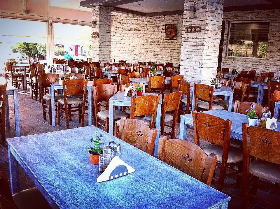 Μεζεδοπωλείο Ψαροταβέρνα Καραβίδας