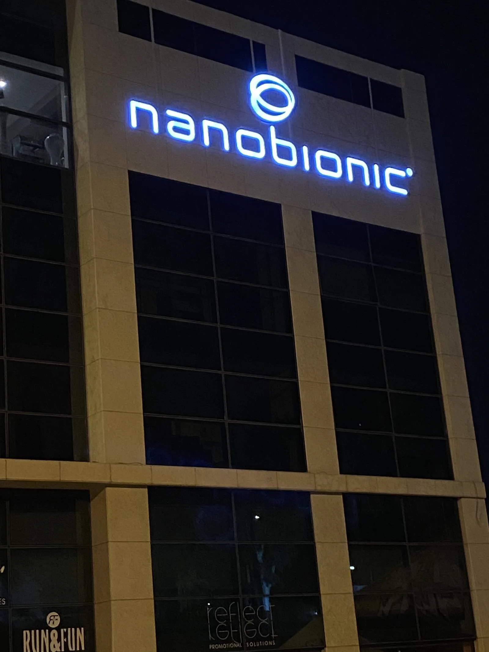 Nanobionic