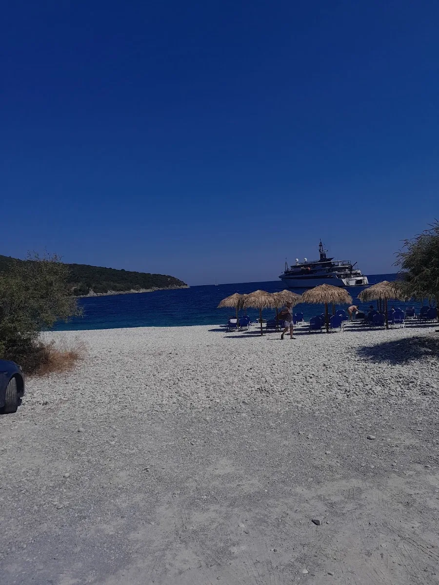 ΡΑΔΙΟ ΤΑΞΙ ΠΕΙΡΑΙΑΣ 1