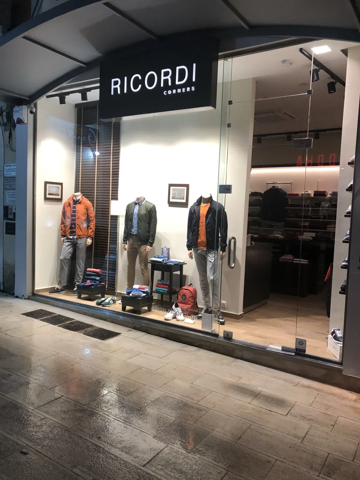 Ricordi Corners