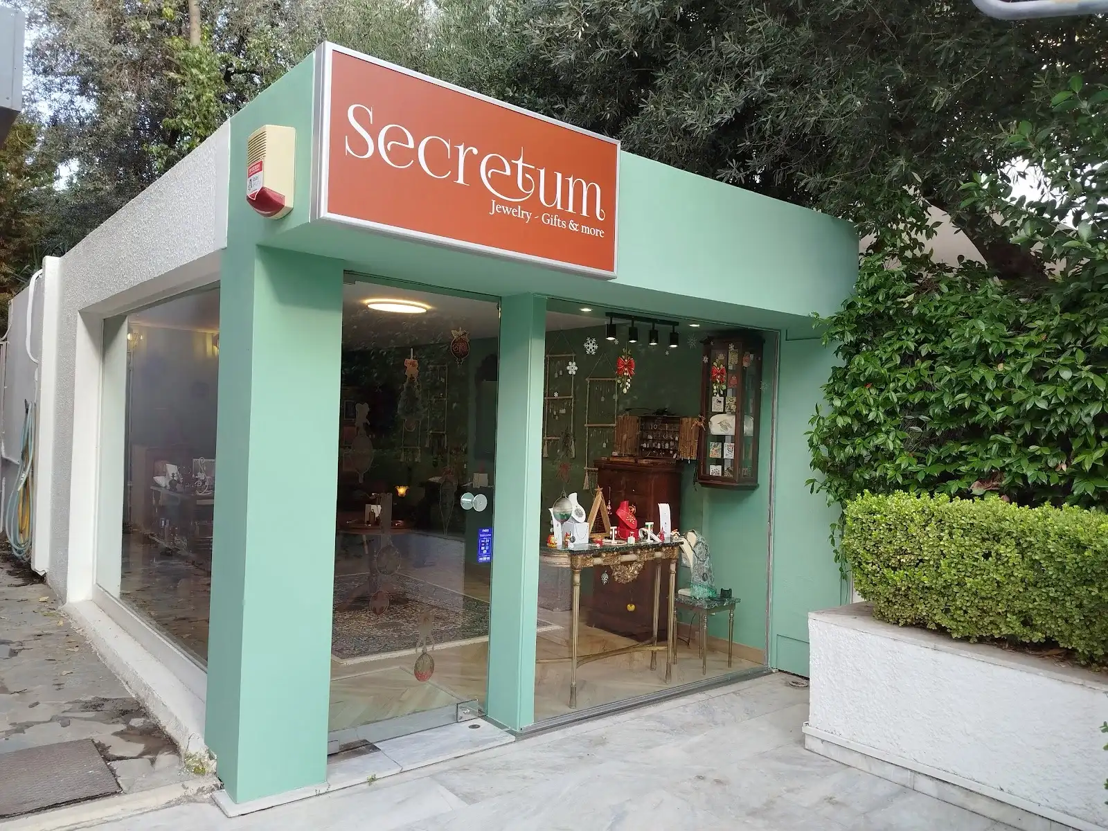 Secretum | Jewelry - Gifts & more