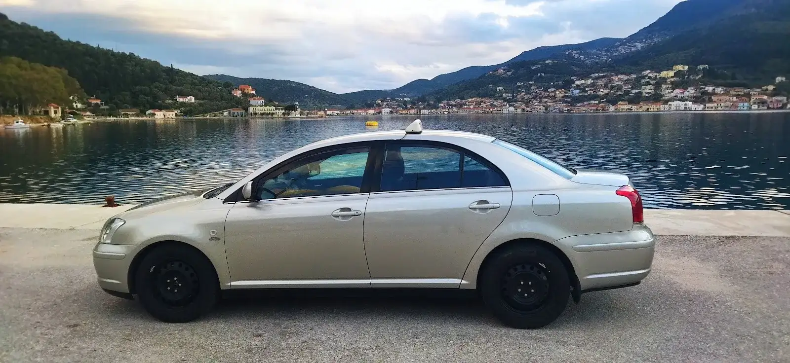 TAXI CHRISTOS TARKAZIKIS