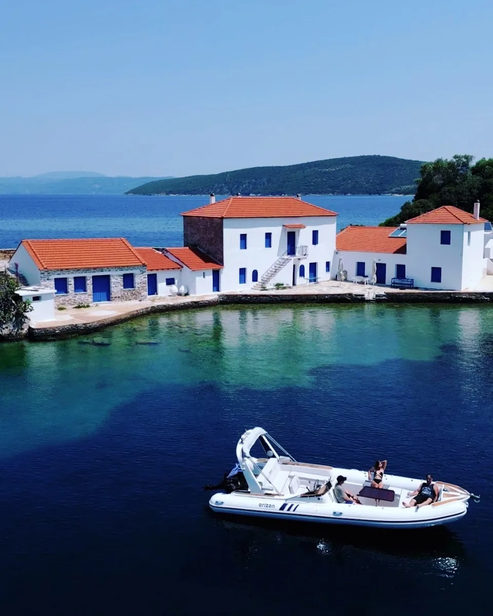 Volos Boat Trips